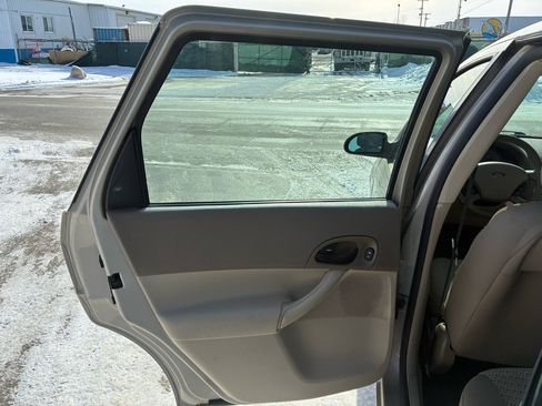 Used 2006 Ford Focus SE image 19