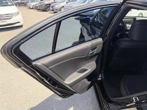 Used 2017 Honda Accord Sport image 11