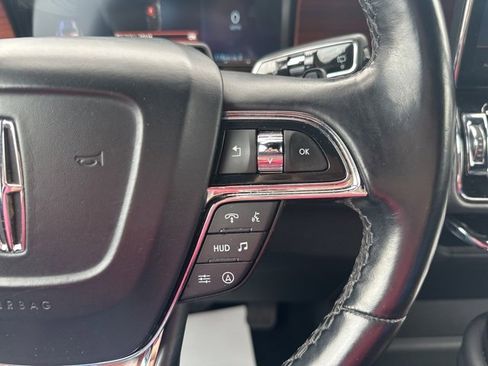 Used 2023 Lincoln Navigator Reserve image 8