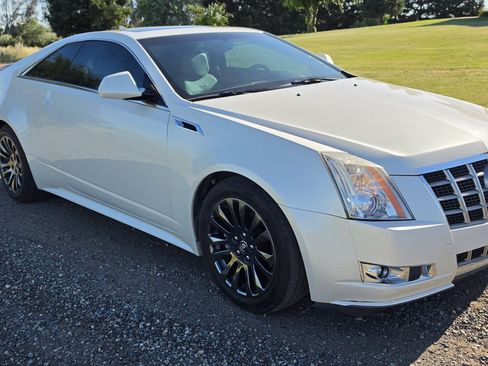 Used 2012 Cadillac CTS Performance RWD image 5