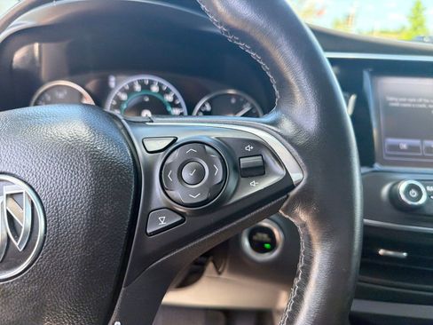Used 2020 Buick Envision Premium AWD/4WD image 31