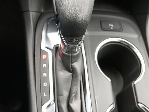 Used 2024 Chevrolet Equinox LT image 12