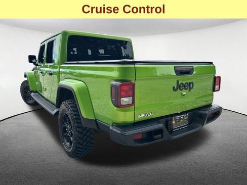 Used 2025 Jeep Gladiator Sport AWD/4WD image 10