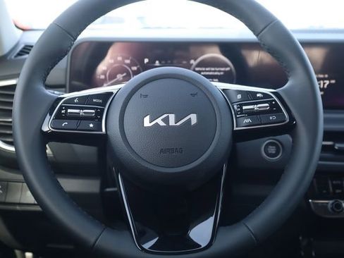 New 2026 Kia Seltos EX image 12