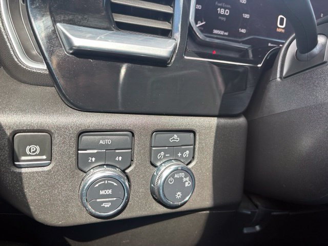 Used 2023 GMC Sierra 1500 SLE w/ Enhanced Capability Package AWD/4WD image 22