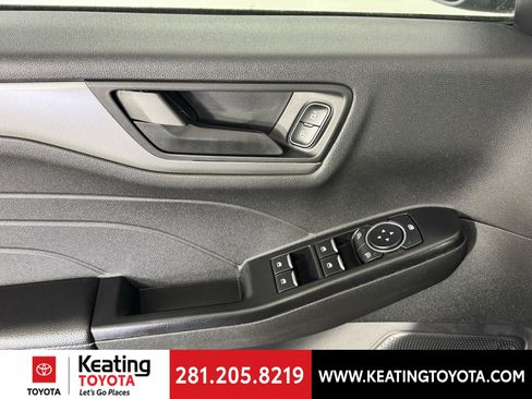 Used 2025 Ford Escape Active image 12