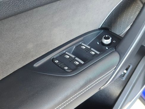 Used 2022 Audi SQ5 Premium Plus w/ Premium Plus Package image 12