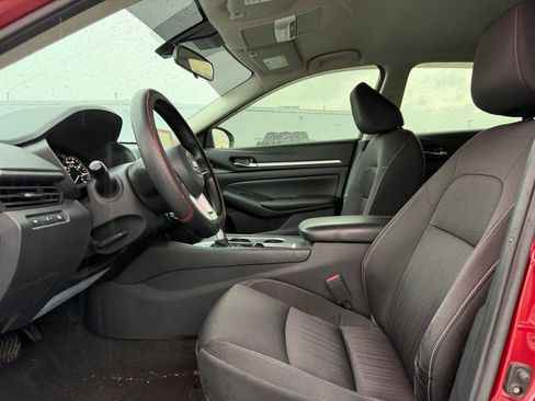 Used 2022 Nissan Altima 2.5 SV FWD image 7