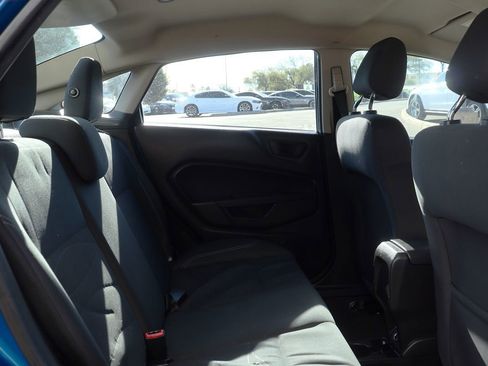 Used 2018 Ford Fiesta SE image 26