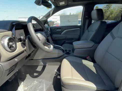 New 2026 Chevrolet Colorado ZR2 w/ Technology Package AWD/4WD image 21