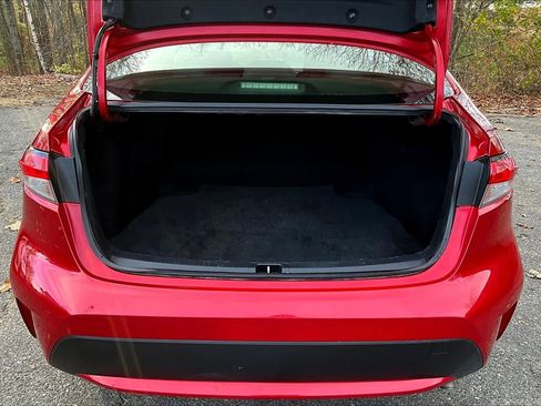 Certified 2020 Toyota Corolla LE image 29