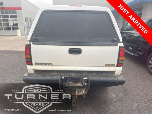 Used 2005 GMC Sierra 2500 SLT w/ Heavy-Duty Power Package AWD/4WD image 5