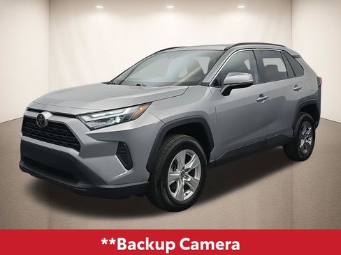 Used 2024 Toyota RAV4 XLE image 4