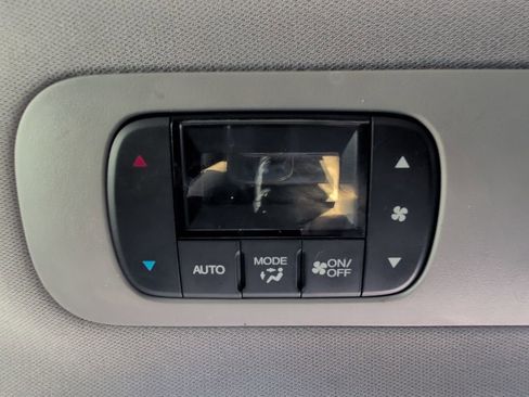 Used 2023 Honda Odyssey EX-L image 16