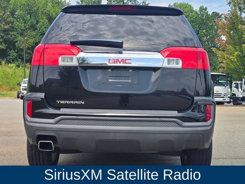 Used 2017 GMC Terrain SLE FWD image 3