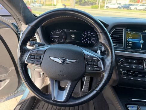 Used 2018 Genesis G80 3.3T Sport RWD image 17