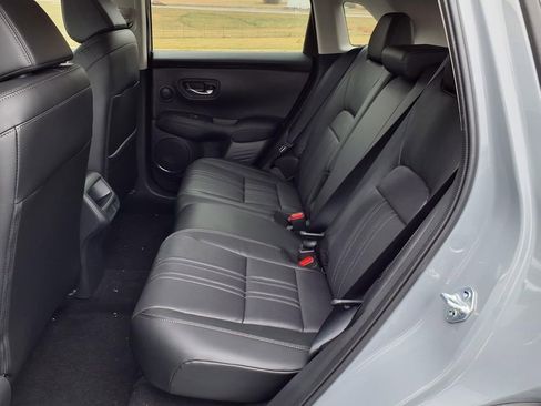 New 2026 Honda HR-V EX-L image 10