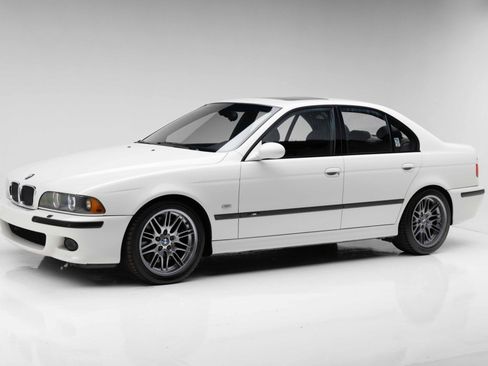 Used 2001 BMW M5 RWD image 11