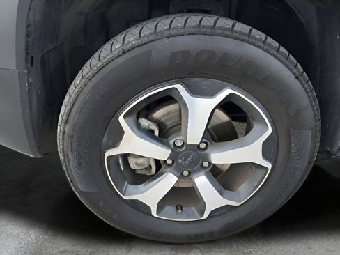 Used 2020 Jeep Renegade Trailhawk w/ Premium Leather Group image 9