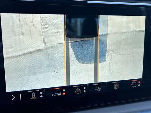 Certified 2025 GMC Sierra 2500 Denali Ultimate image 35