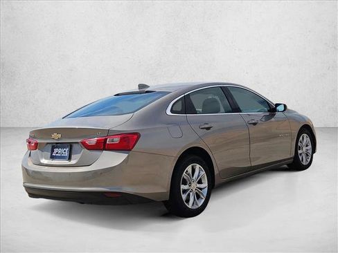 Used 2023 Chevrolet Malibu LT w/ Driver Confidence Package FWD image 5
