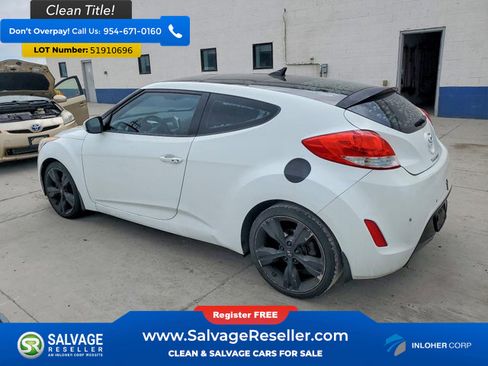 Used 2013 Hyundai Veloster w/ Style Pkg FWD image 3