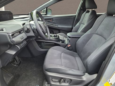 Used 2026 Toyota C-HR AWD/4WD image 20