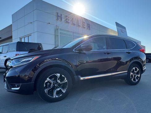 Used 2018 Honda CR-V Touring image 3