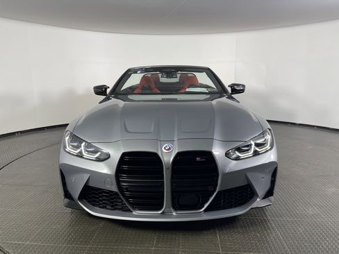 Used 2023 BMW M4 xDrive Competition image 2