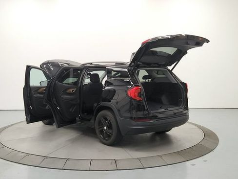 Used 2020 GMC Terrain SLE w/ Driver Convenience Package FWD image 14