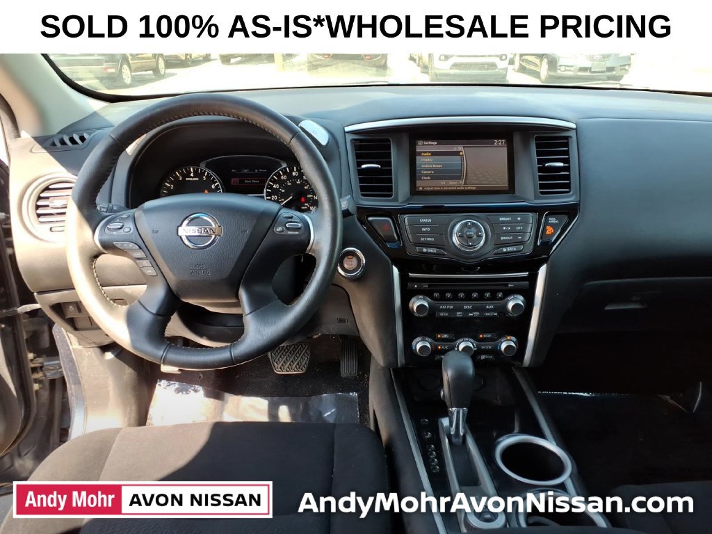 Used 2015 Nissan Pathfinder SV w/ Trailer Tow Package FWD image 40