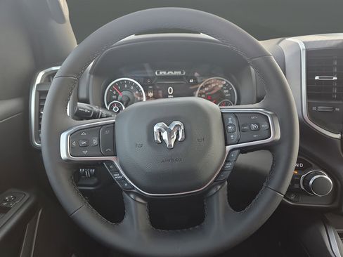 New 2026 RAM 1500 Big Horn AWD/4WD image 16