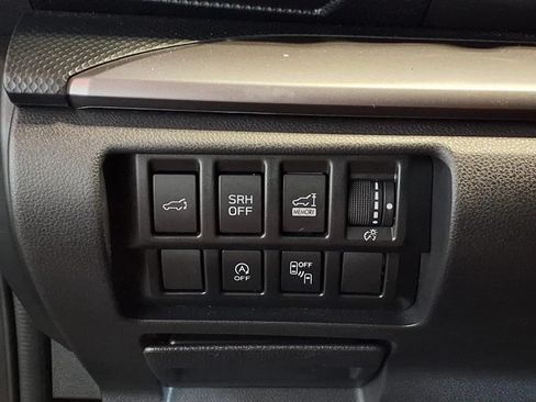 Used 2024 Subaru Forester Premium AWD/4WD image 19