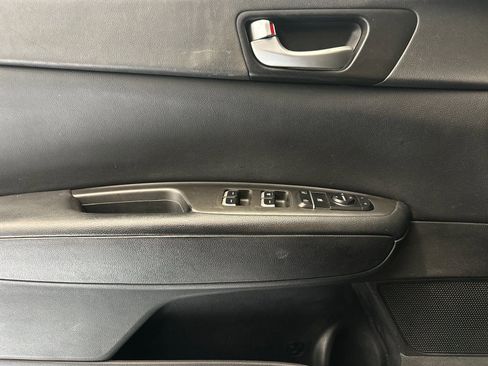 Used 2016 Kia Optima LX image 12