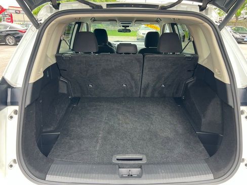 Used 2024 Nissan Rogue SV AWD/4WD image 23