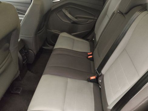 Used 2016 Ford Escape SE w/ Equipment Group 201A image 19