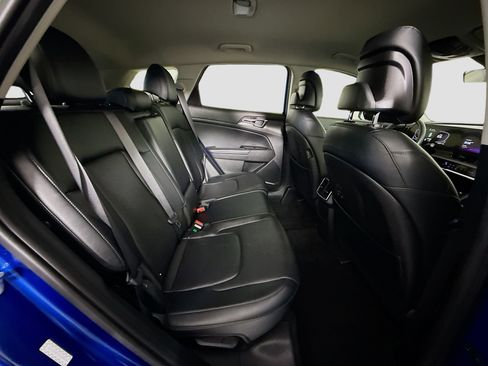 Used 2023 Kia Sportage EX image 27