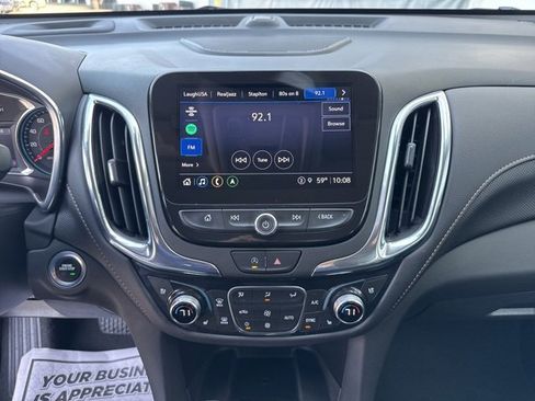 Used 2022 Chevrolet Equinox Premier image 18