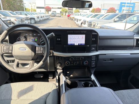 Used 2024 Ford F250 XLT w/ Tremor Off-Road Package AWD/4WD image 30