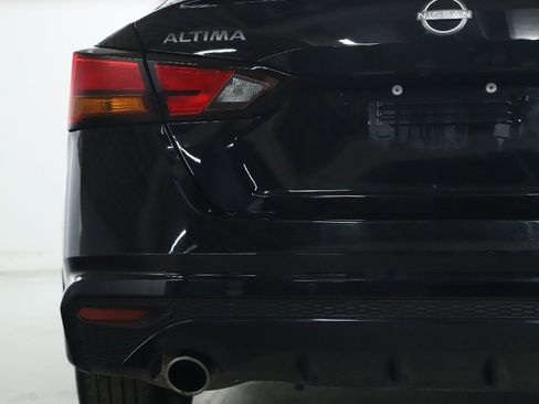 Used 2024 Nissan Altima 2.5 SV w/ SV Premium Package image 43