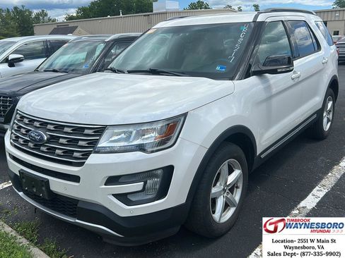 Used 2016 Ford Explorer XLT w/ Equipment Group 202A AWD/4WD image 1
