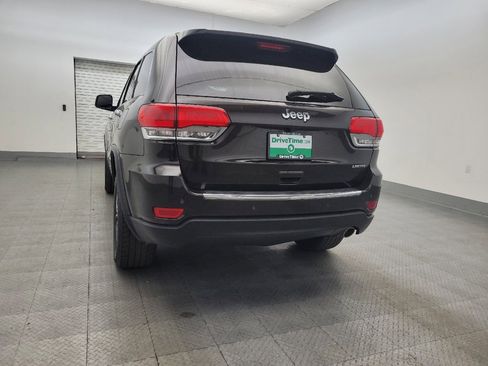 Used 2017 Jeep Grand Cherokee Limited image 6