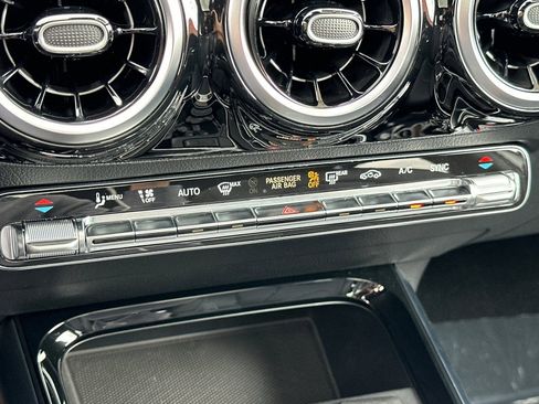 Used 2026 Mercedes-Benz GLA 250 250 image 24