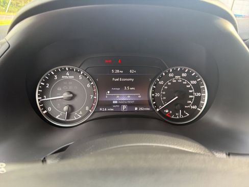 Used 2021 Nissan Armada SL AWD/4WD image 26