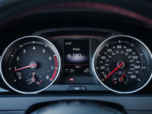 Used 2019 Volkswagen GTI Rabbit Edition image 10