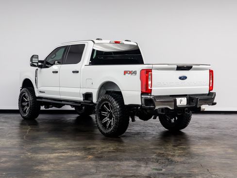 Used 2025 Ford F250 XLT w/ FX4 Off-Road Package AWD/4WD image 15