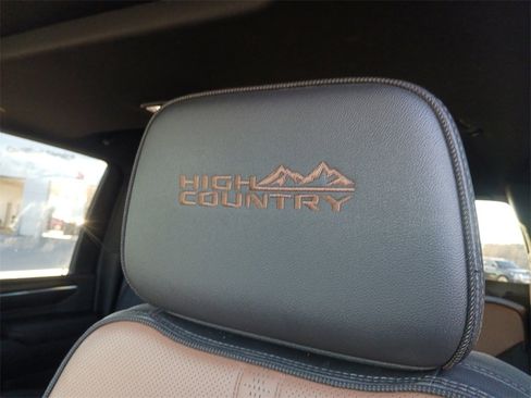 Used 2024 Chevrolet Silverado 3500 High Country w/ High Country Premium Package image 31