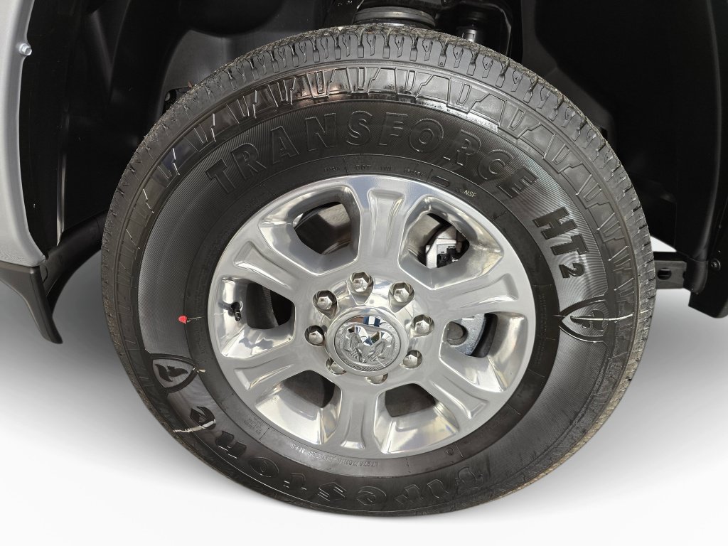 New 2026 RAM 3500 Big Horn AWD/4WD image 12