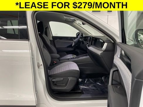 Used 2026 Volkswagen Tiguan S w/ 18" Wheel Package AWD/4WD image 11