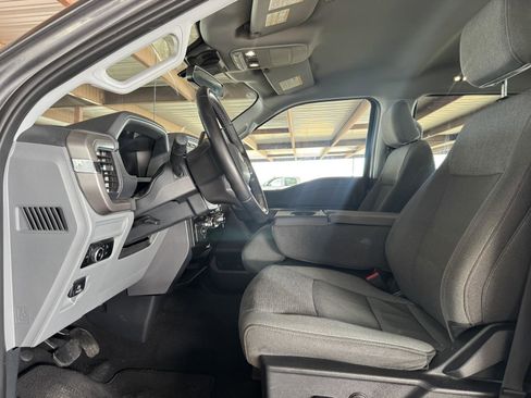 Used 2024 Ford F150 XLT image 25